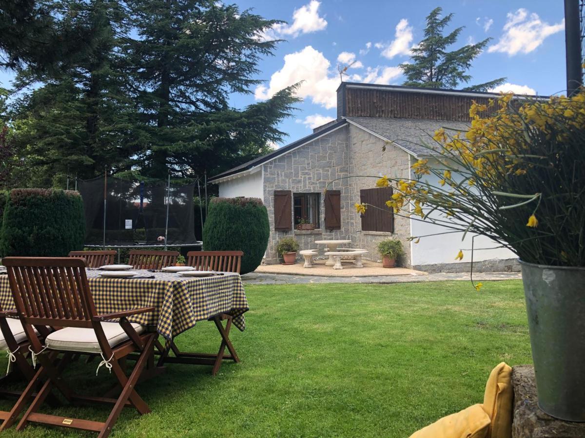Villa Aurelia - Casa De Campo Con Jardin Y Piscina Entre Madrid Y Segovia Ortigosa del Monte Exterior foto
